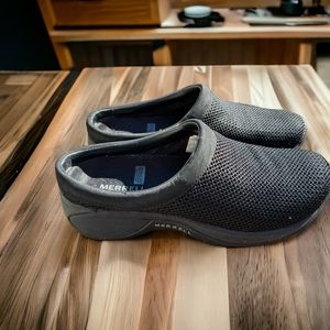 Ladies Merrell Clogs